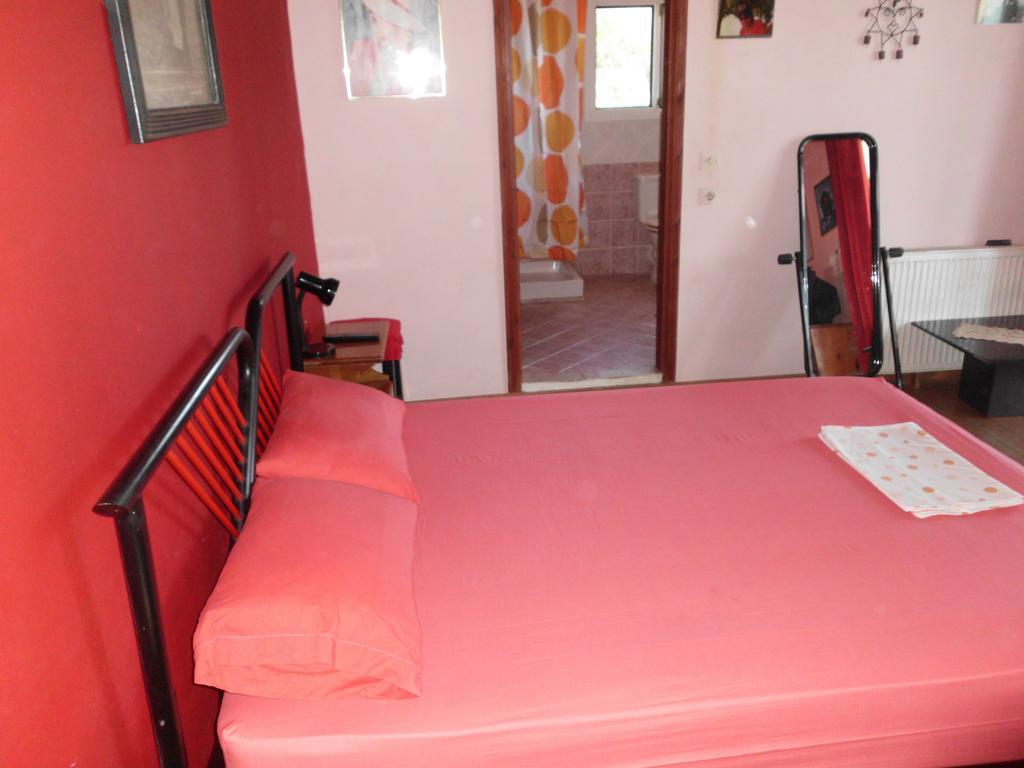 Apartamento Tom'S House Skriperon Exterior foto
