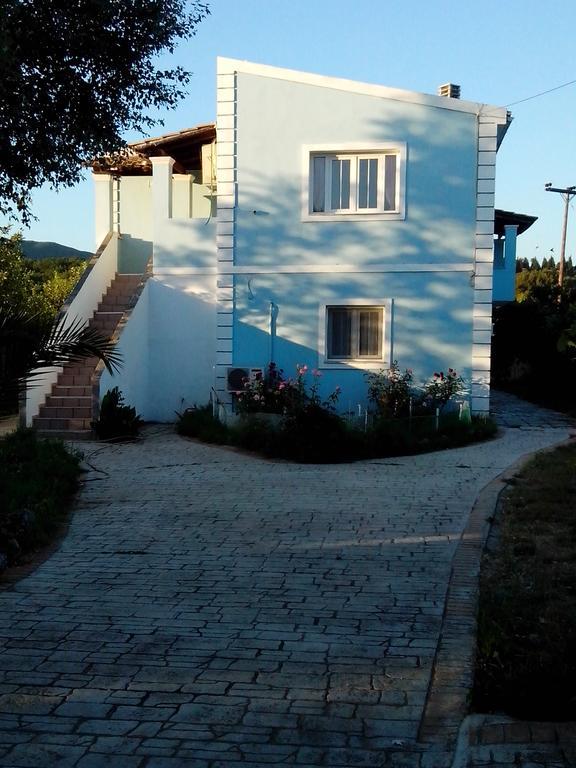 Apartamento Tom'S House Skriperon Exterior foto