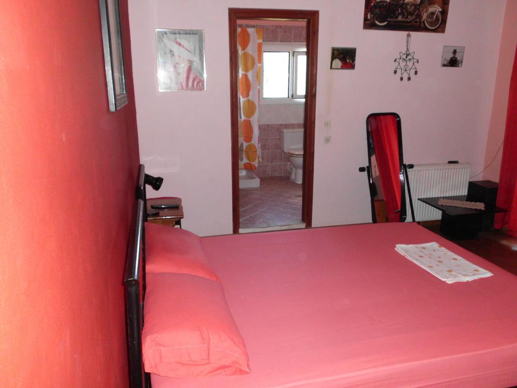 Apartamento Tom'S House Skriperon Exterior foto
